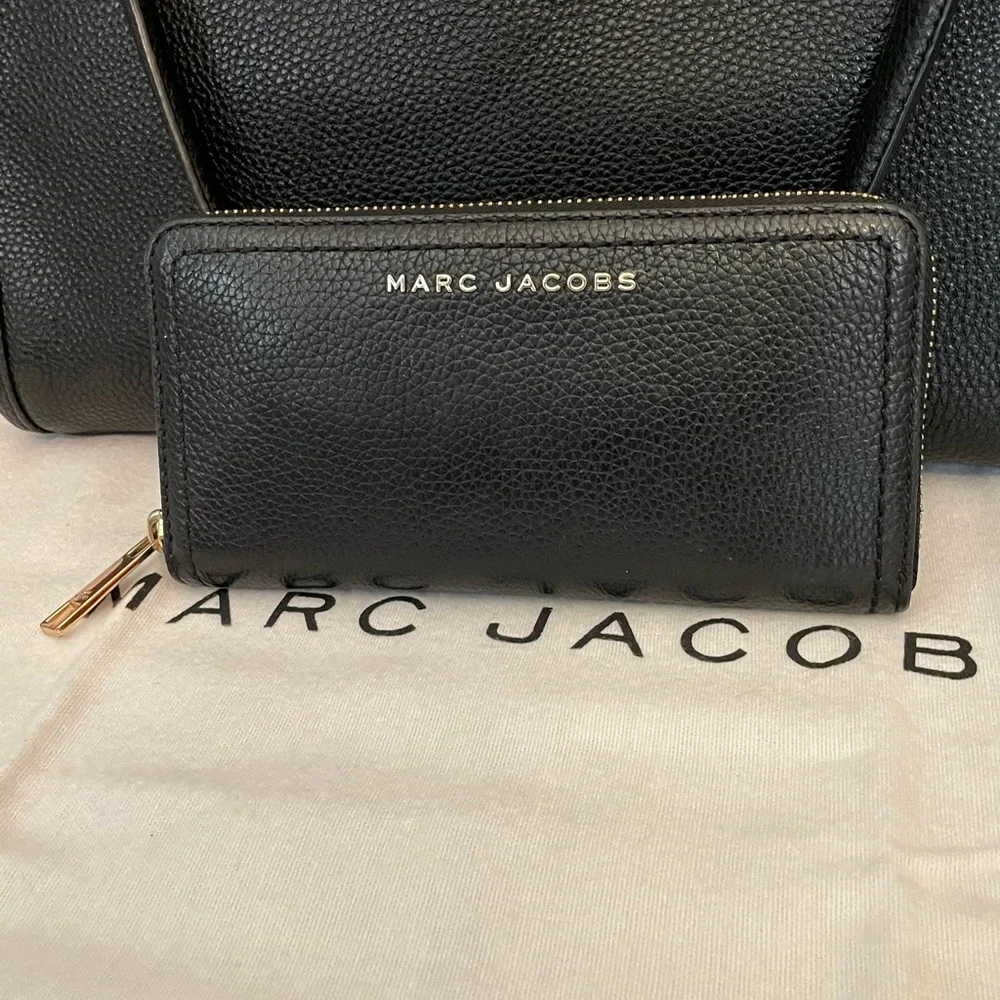 Stunning large chain tote & wallet set - Picture 9 of 14